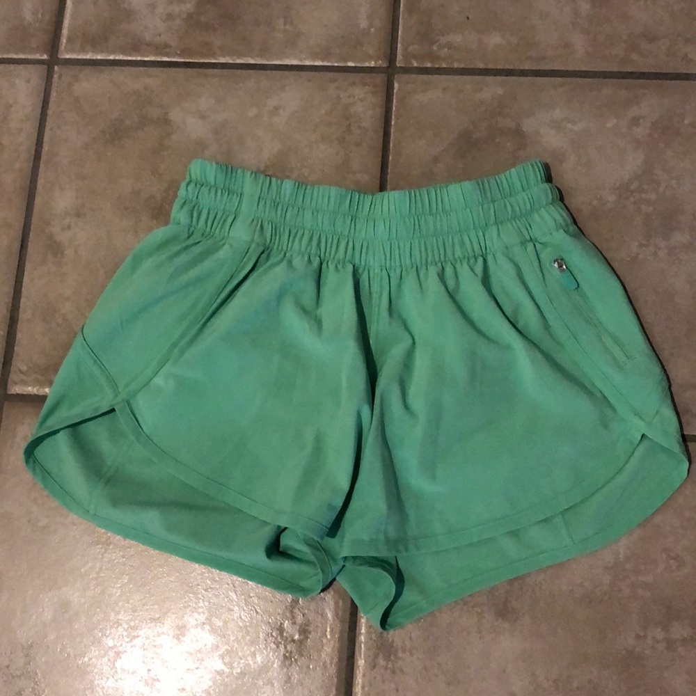 lululemon Tracker Shorts Size 6
